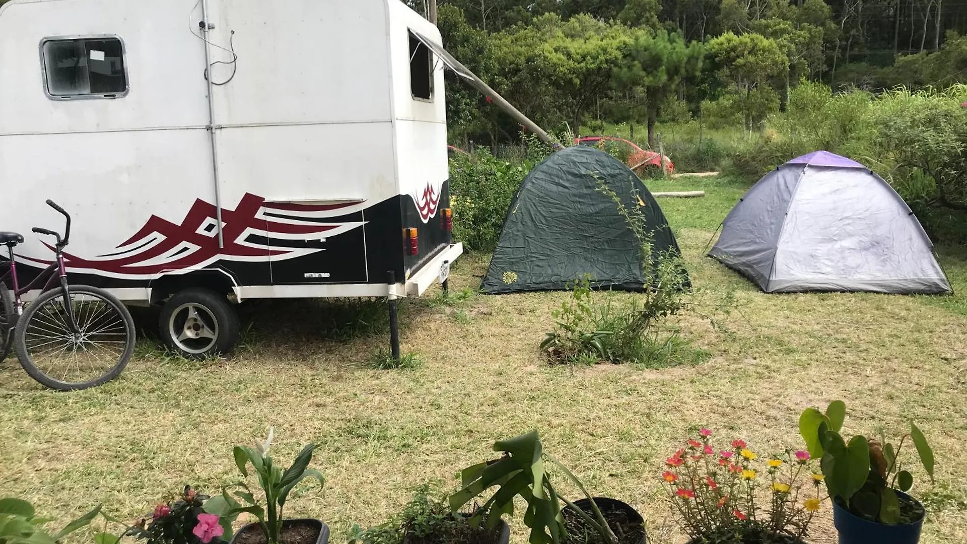 Camping Refugio Shakti II contacts